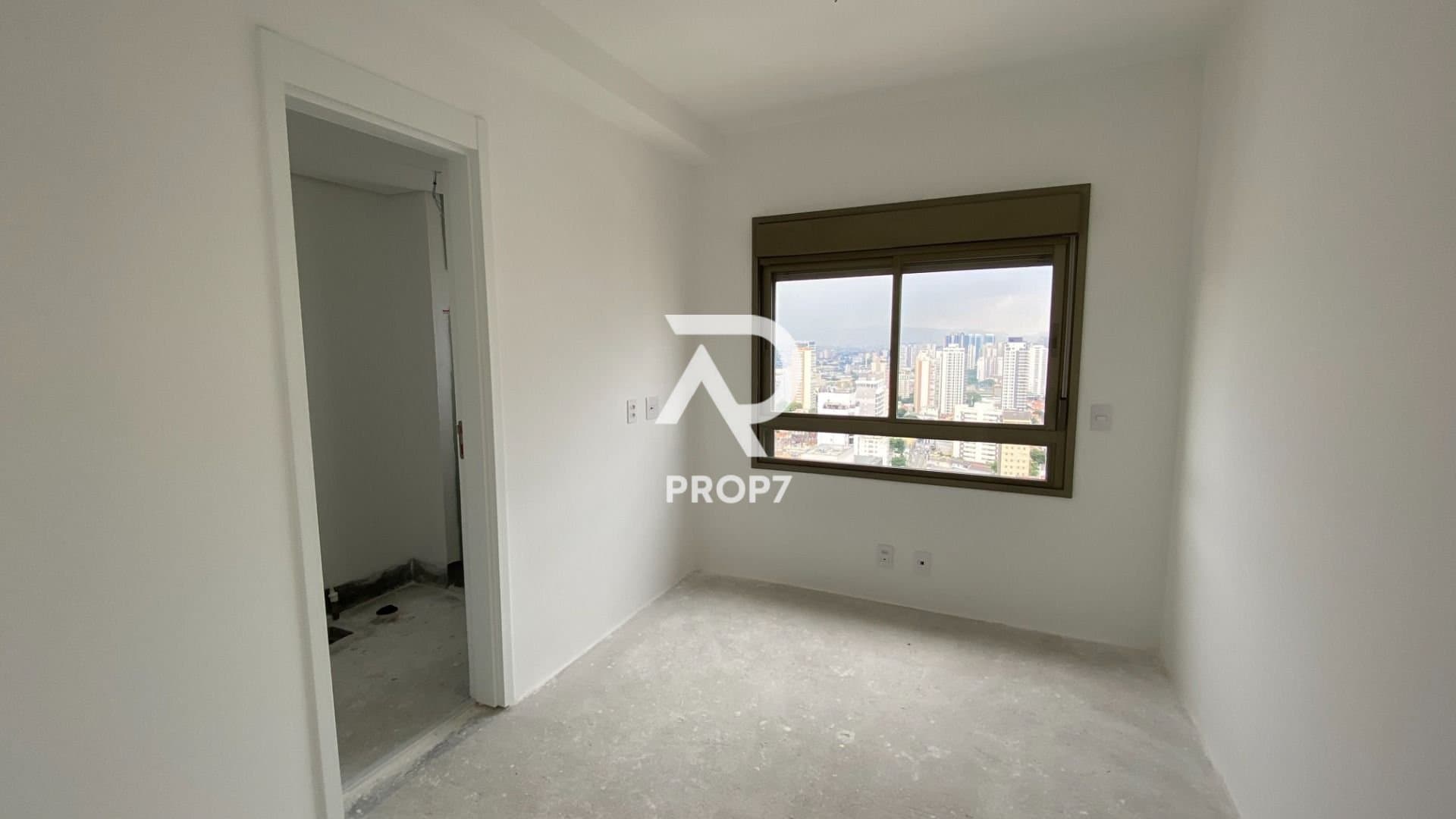 Imagem da propriedade AP6481 16